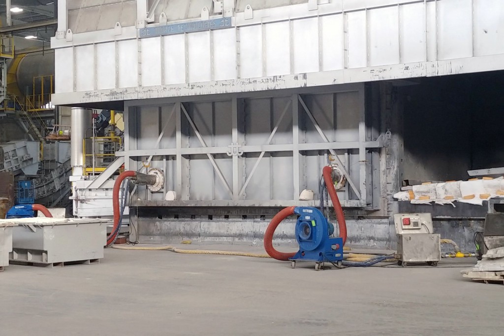 Alumina And Aluminum